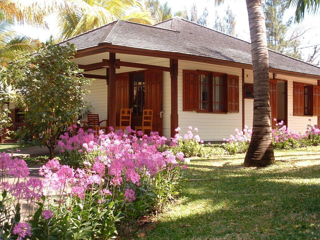 Le Domaine Des Pierres Saint Pierre Exterior foto