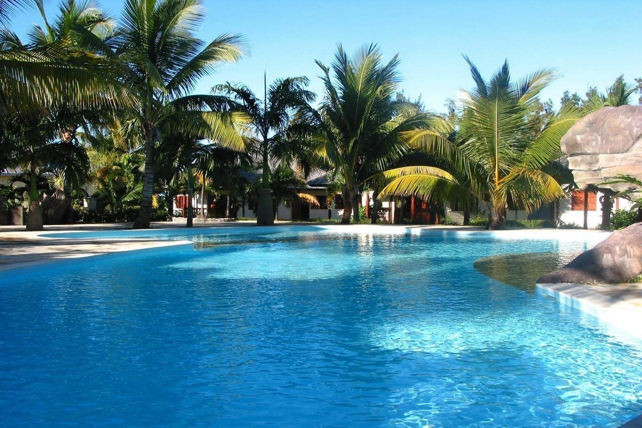 Le Domaine Des Pierres Saint Pierre Exterior foto